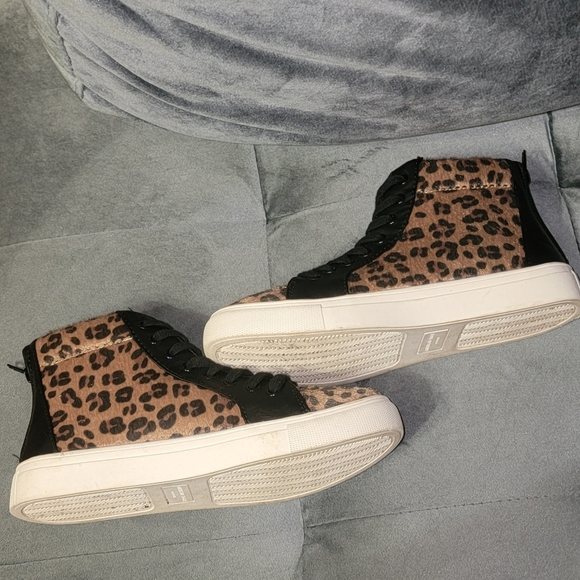 American Eagle Outfitters Leopard Print Sneakers Size 7 - Picture 8 of 11